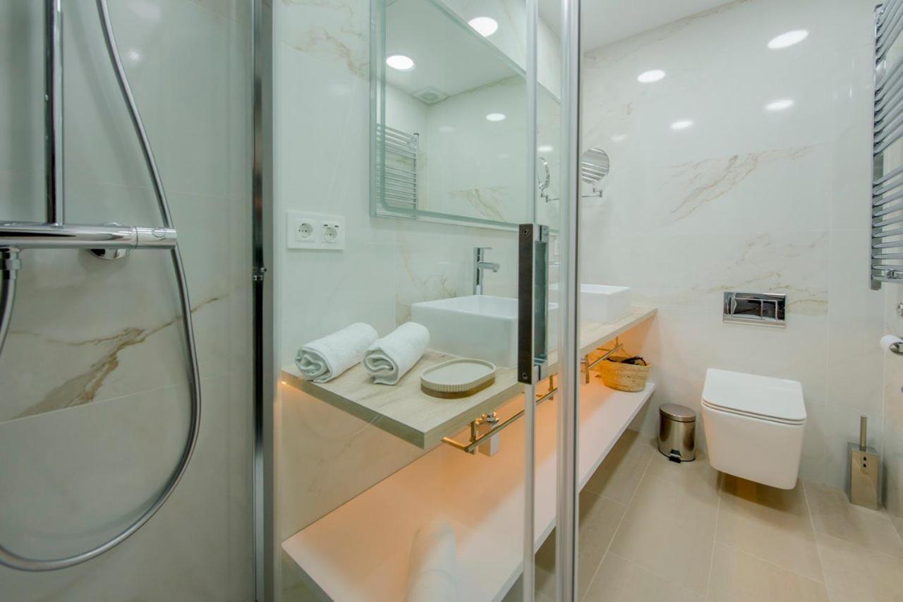 Suara Apartamentos 1 مدريد المظهر الخارجي الصورة